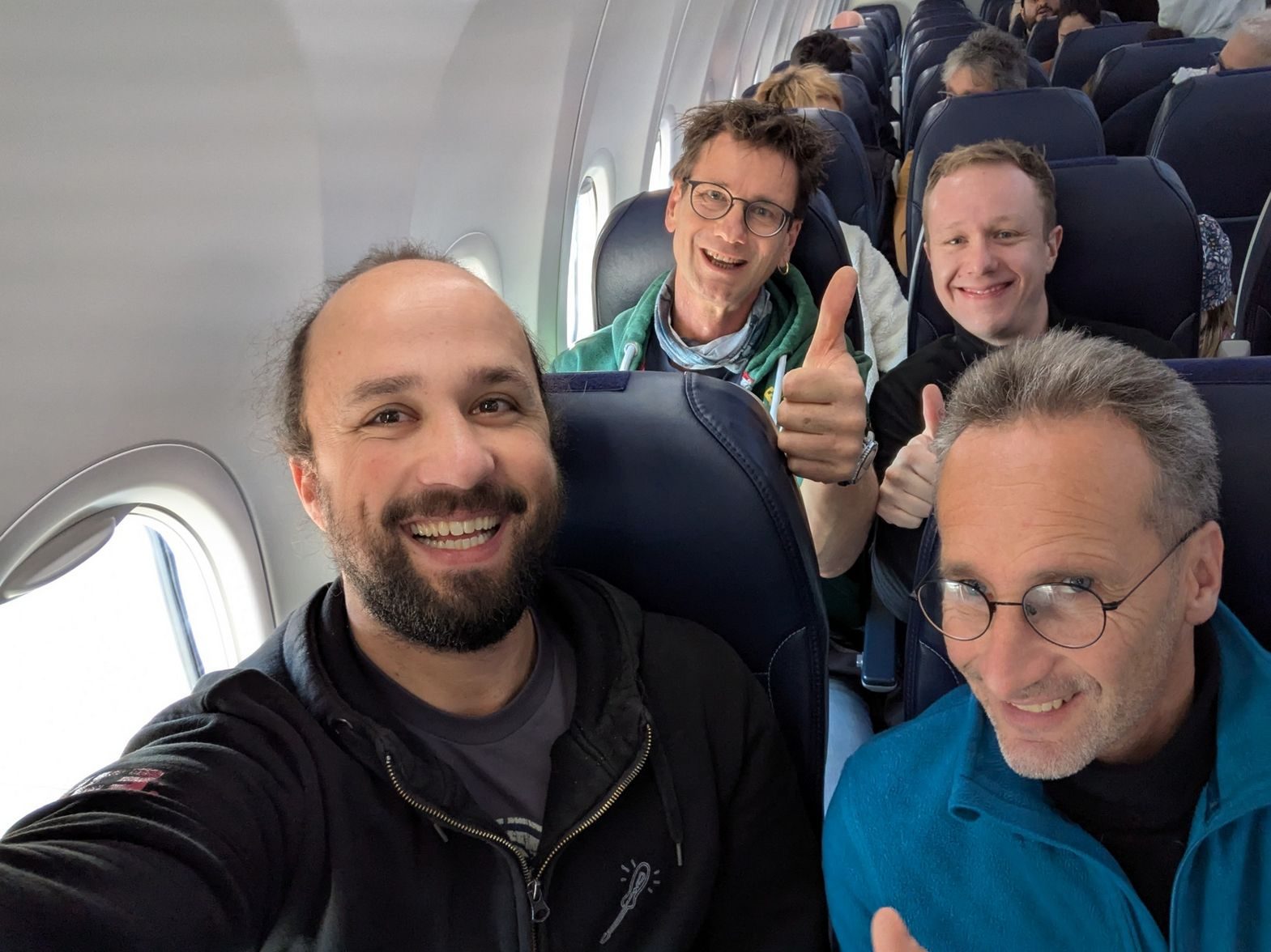 Taucher im Flugzeug